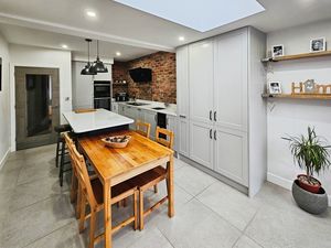 Photo 8- click for photo gallery